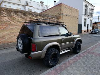 Nissan patrol gr y61 1998