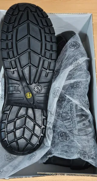 Zapatos seguridad 43