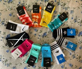 Calcetines Nike y Adidas