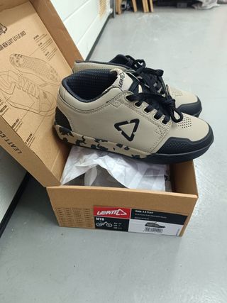 Zapatillas Lead 3,0 Flat