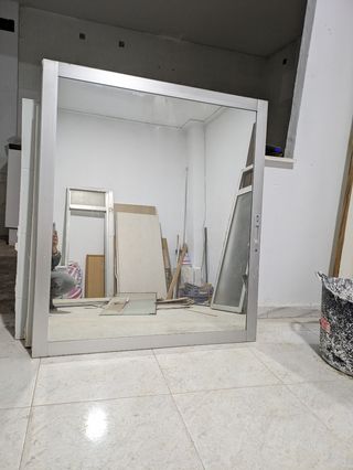 Hojas ventana con espejo y perfiles