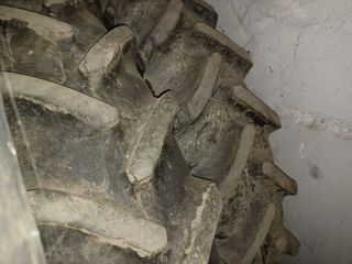 Ruedas estrechas de Massey.