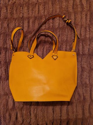 Bolso amarillo Zara