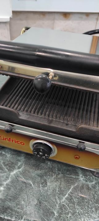 Plancha grill Infrico