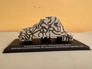 Blindado "Kubus" resistencia polaca escala 1/43