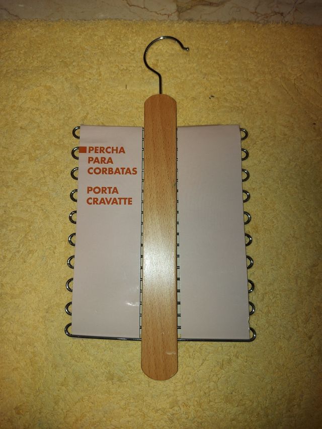 Corbatero 20 corbatas. Nueva