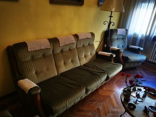 Conjunto tresillo y 1 butaca