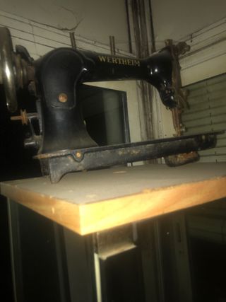 Maquina antigua de coser