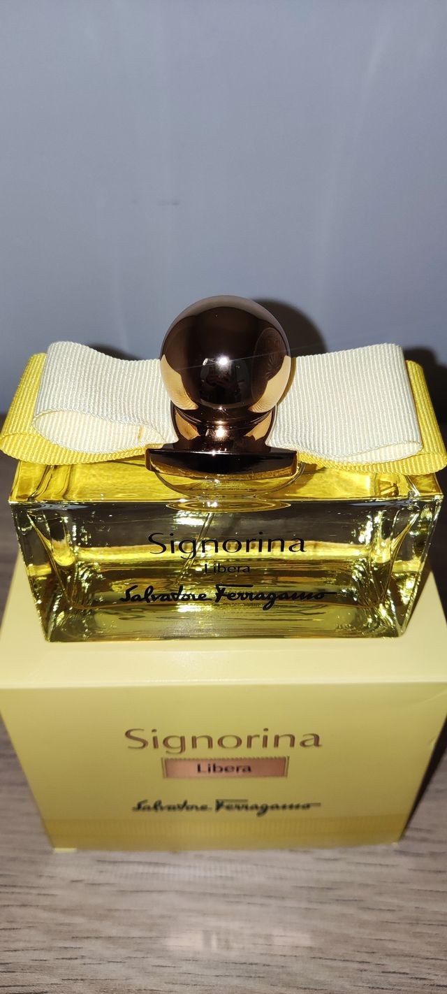 Signorina Libera de Salvatore Ferragamo