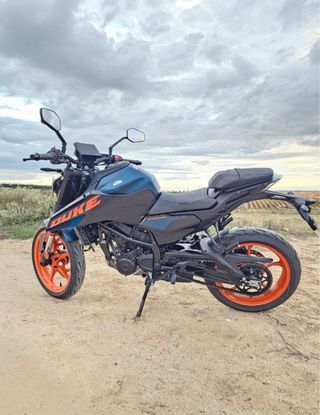 Moto ktm duke 125 2024