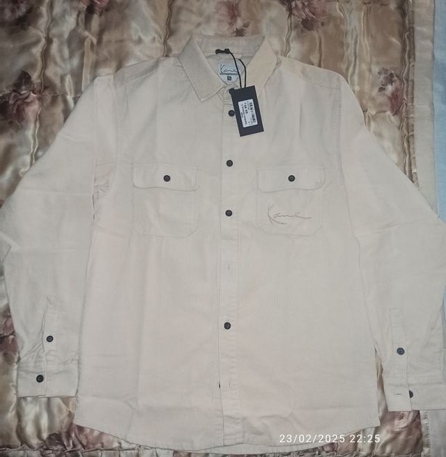 Camisa de pana Karl Kani talla S hombre o unisex