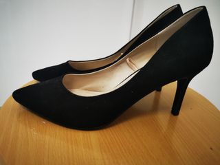 Zapatos de tacón negros
