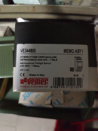 Interruttore crepuscolare vemer Memo ast1