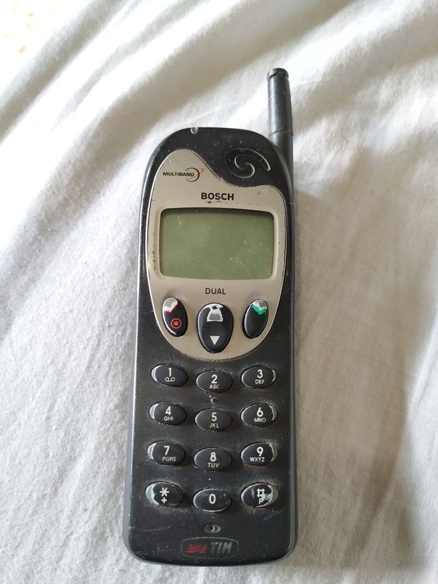 Cellulare vintage BOSCH DUAL COM 738