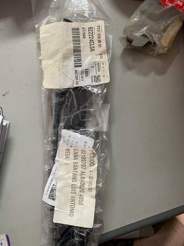 Soporte parachoques delantero