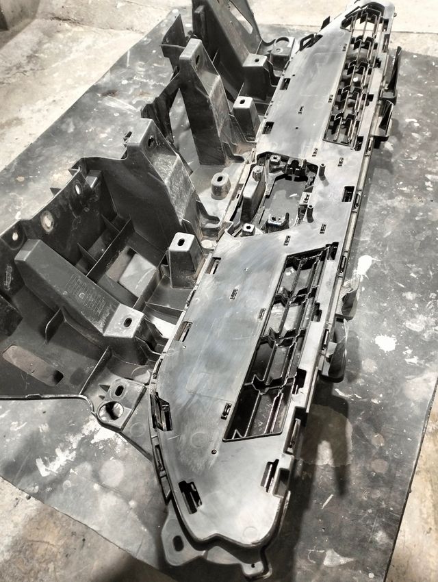 Rejilla delantera Toyota Yaris Cross