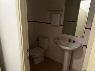 Local comercial en alquiler en Deltebre
