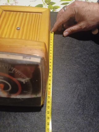 Bilancia in legno 1960