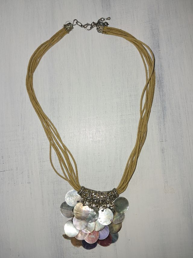 Collana etnica madreperla