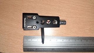 Portacápsulas Technics con cápsula Headshell