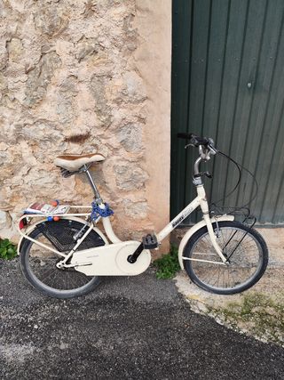 Bicicleta de paseo plegable antigua