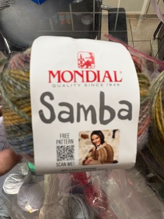 Gomitoloni lana multicolor