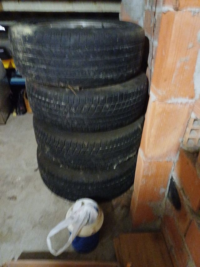 Ruedas con llantas ford mustang