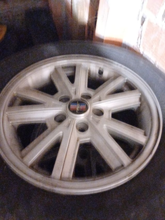 Ruedas con llantas ford mustang