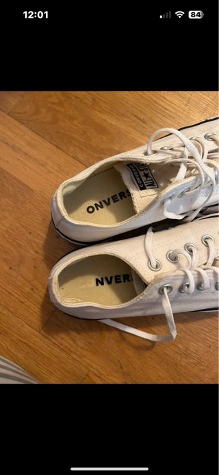 Converse blancas