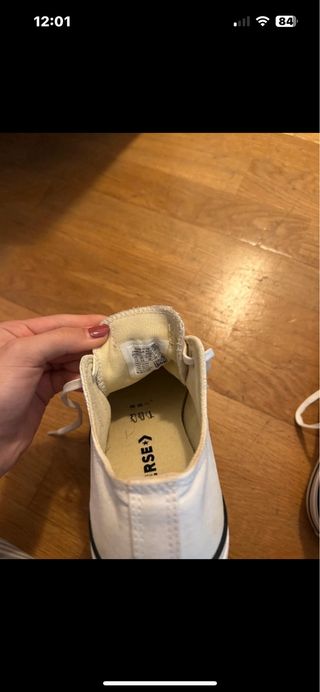 Converse blancas