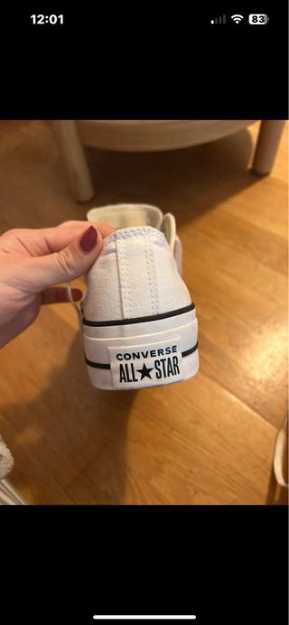 Converse blancas