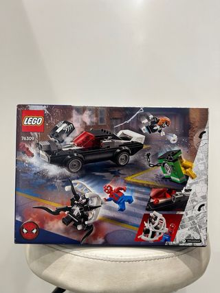 LEGO 76309 Spider-Man vs. Coche Brutal de Venom