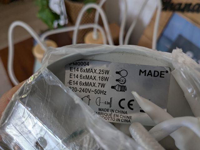 Lampara diseño de MADE