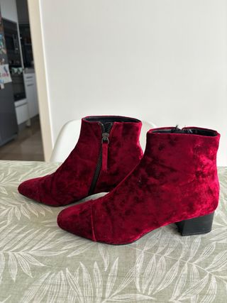 Botines de terciopelo de Mango