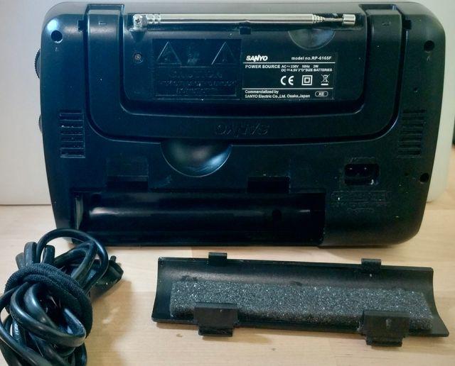 Radio portátil SANYO