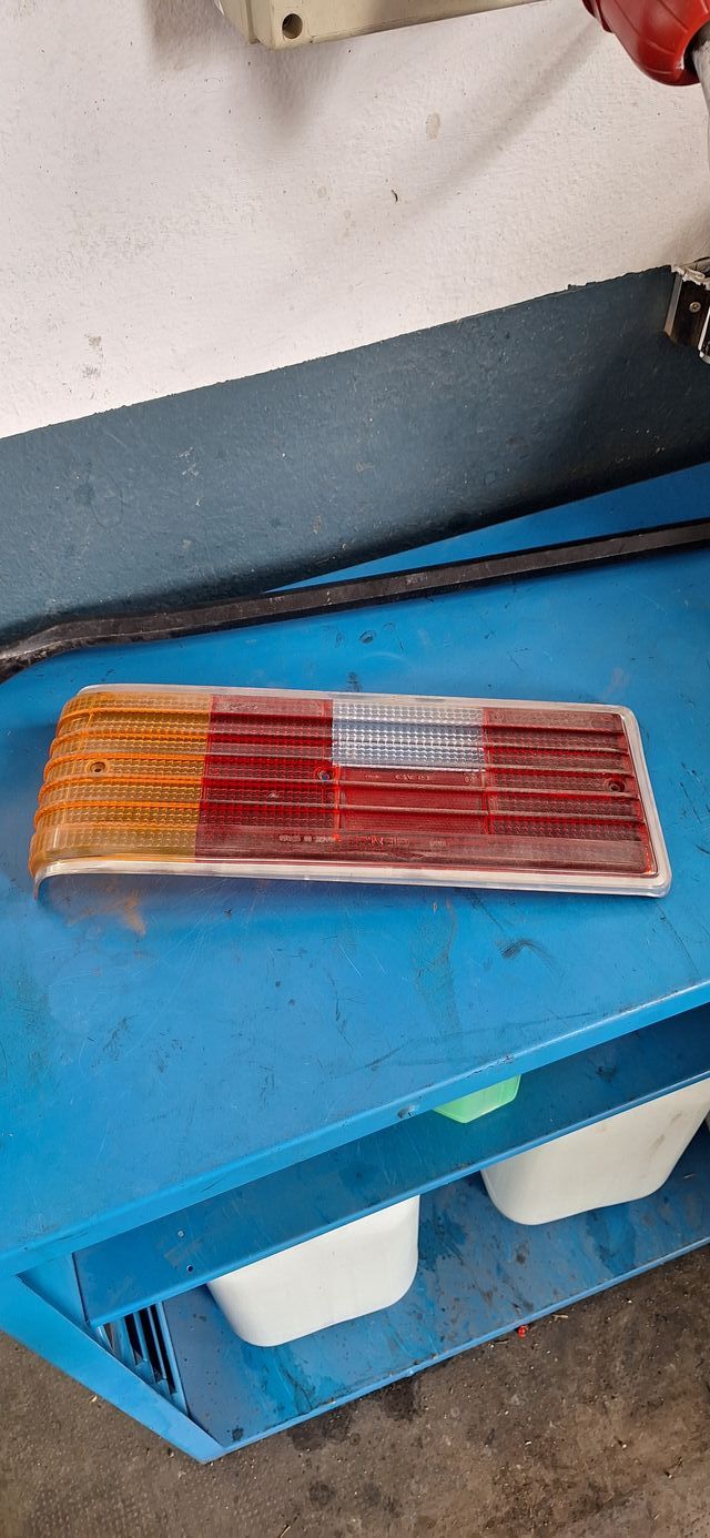 TULIPA TRASERATALBOT CHRYSLER 150