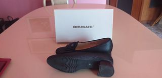 Brunate scarpe nere da donna