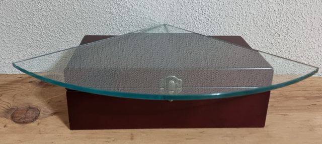 Balda de cristal esquinera en perfecto estado