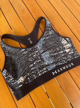 Under Armour top sujetador deportivo Como Nuevo