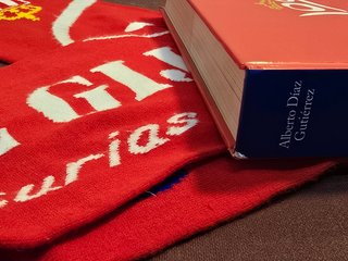 Libro y Bufanda Sporting Gijon Centenario