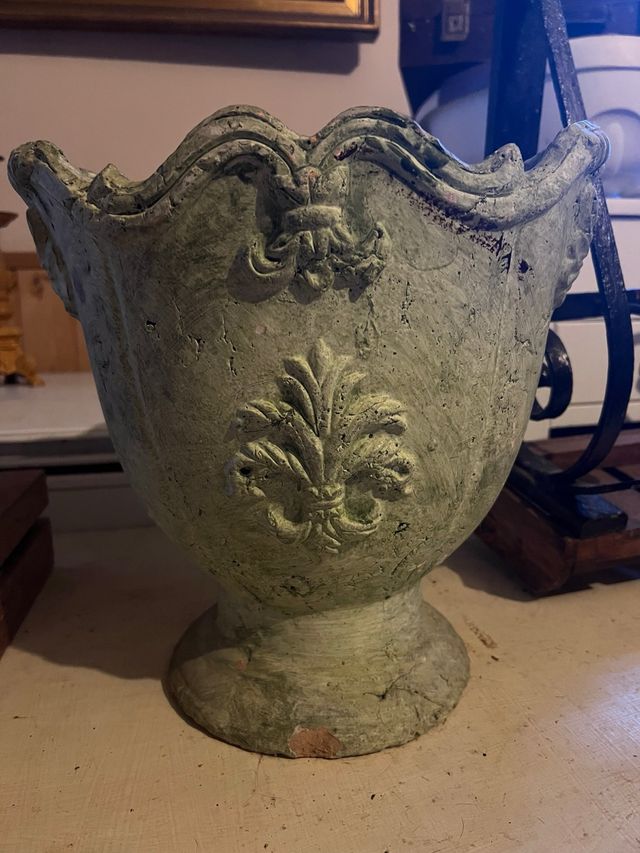 Jarrón barro estilo palacio