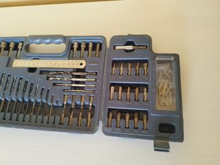 Juego de brocas, puntas y vasos Casals.