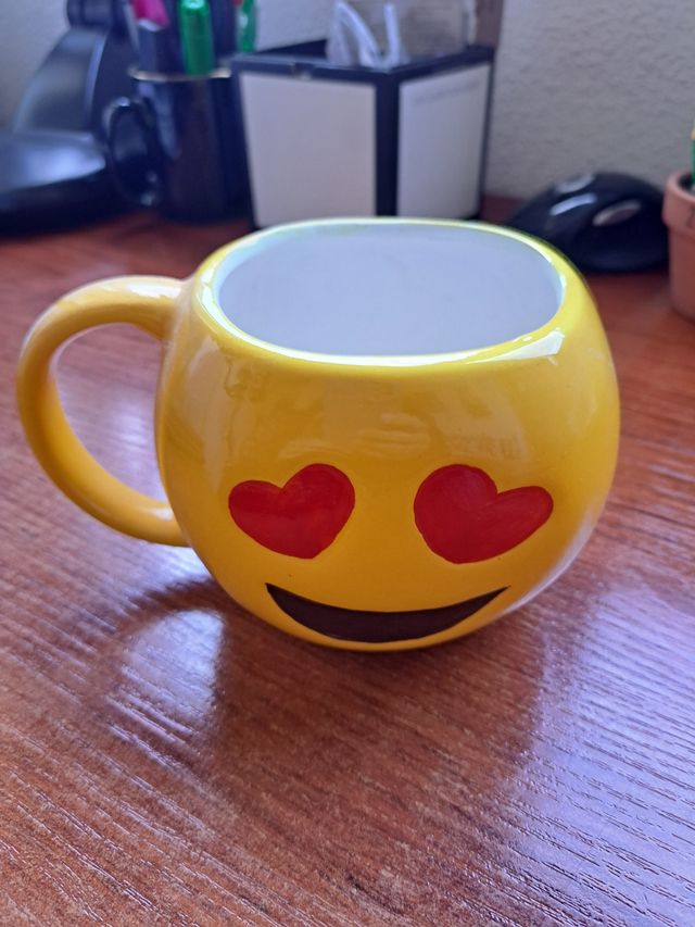 Taza con divertido Emoji de OMG