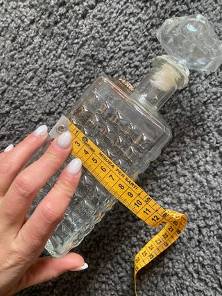 Due bottiglie di cristallo