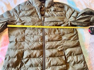 Plumas verde oliva mujer talla S