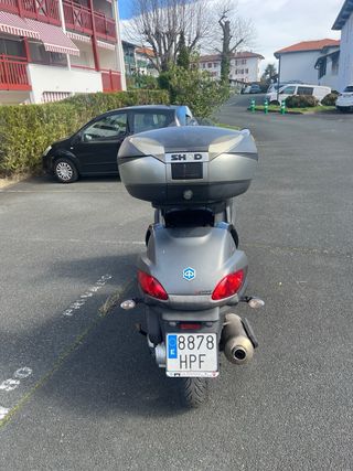 Moto 3 ruedas 500cc carnet B
