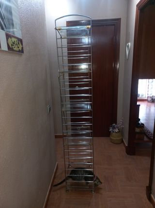 Estantería de metal 