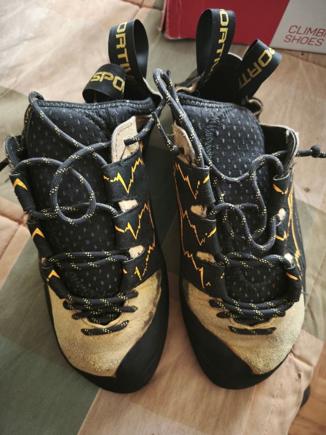 Gatos de escalada  katana laces