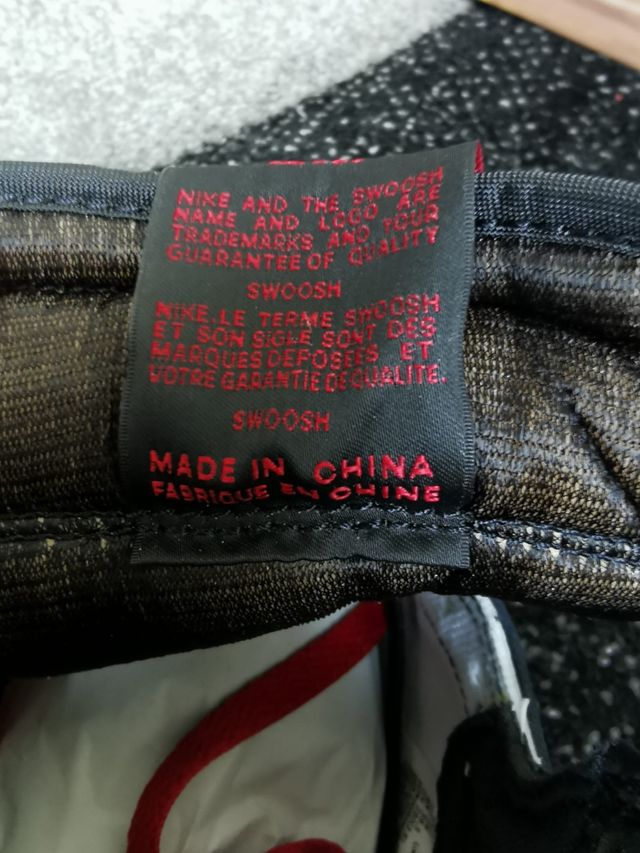 Nike Air Jordan 1 high OG BLACK TOE