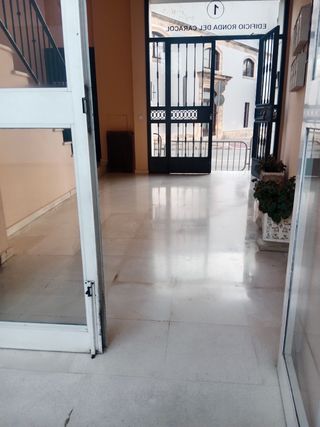 Servicio de limpieza y mantenimiento